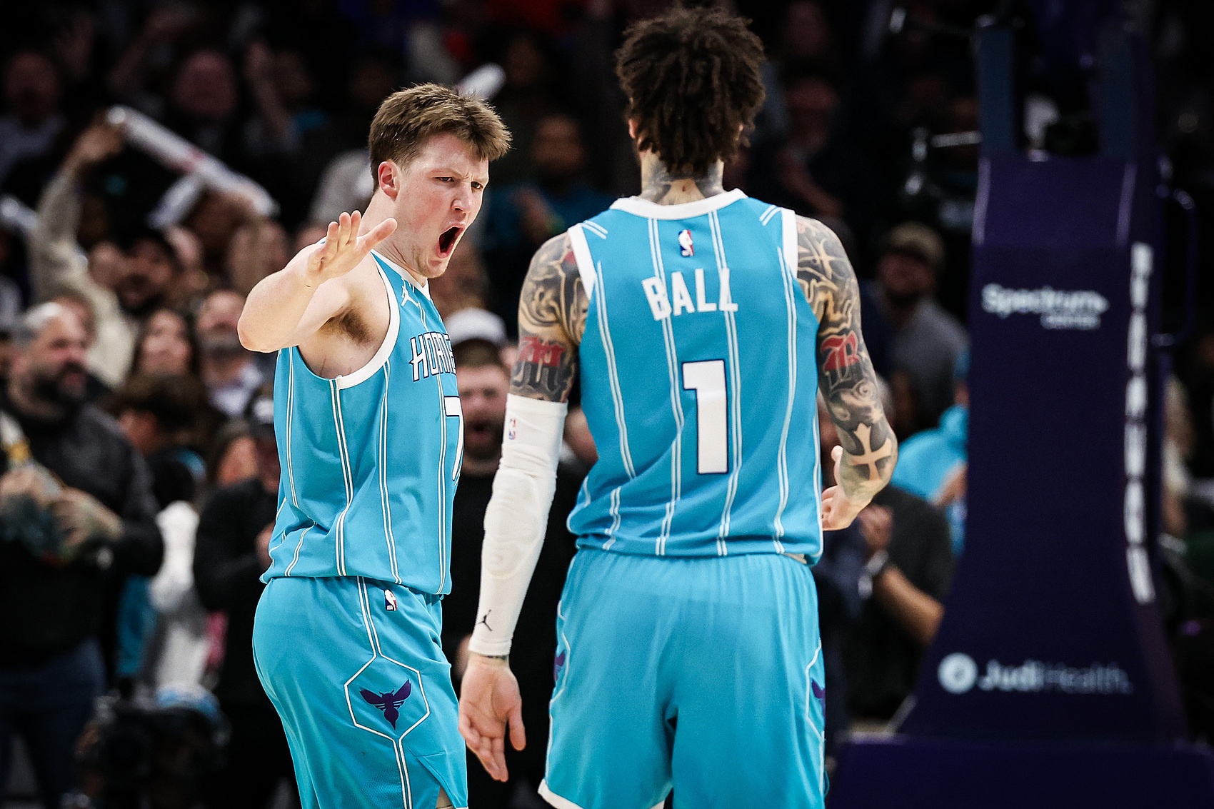 世界杯官网直播app下载-NBA彩经：黄蜂一飞冲天灭火晋级下一轮 太阳主场发力挑落开拓者
